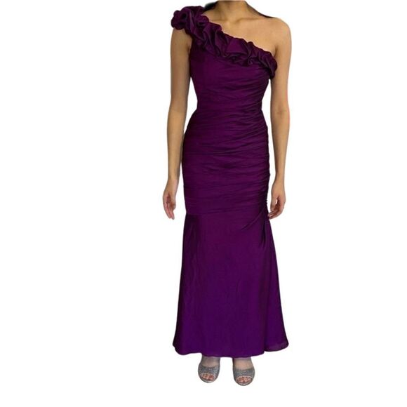 Jade Coutour designer beautiful rich purple dress - Picture 2 of 8
